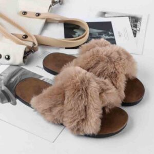 2020 Korean women’s fashion cross fur slippers