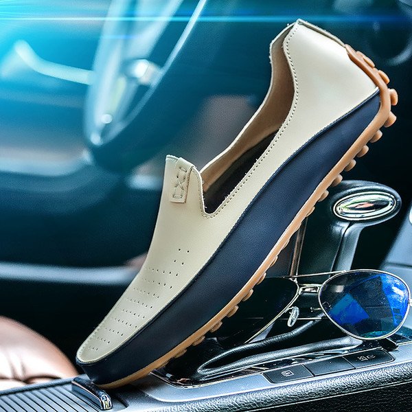 Men's casual leather shoes