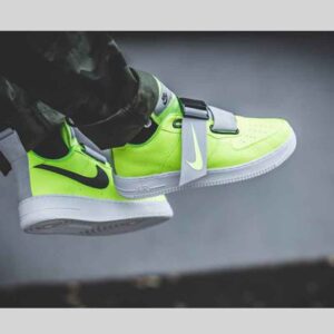 Nike Utility Volt Strap